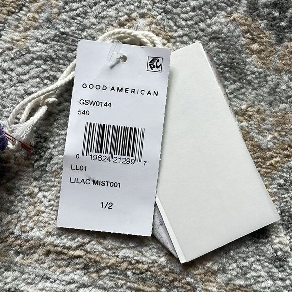 NWT GOOD AMERICAN Always Fits Scoop Swim Top - Picture 4 of 8